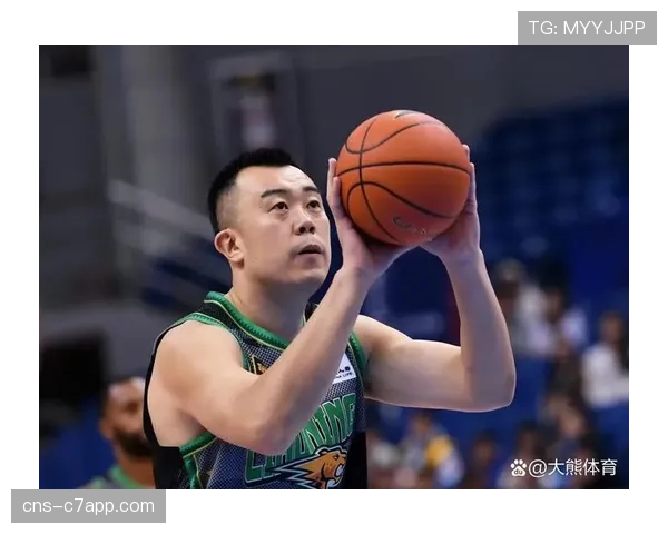 【2026年4月CBA联赛赛季攻防结构趋势·人物·特写人物特写：老将韩德君的最后一舞，更衣室内的领袖角色与赛场护框